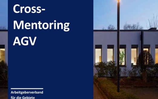 Cross-Mentoring AGV